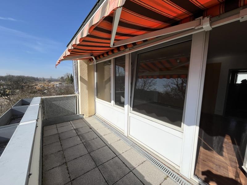 Balkon mit Markise - 