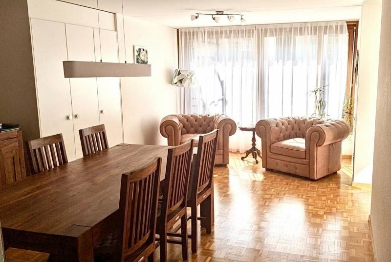 Essbereich mit genügend Platz - 8 Zimmer Mehrfamilienhaus in Altstätten SG