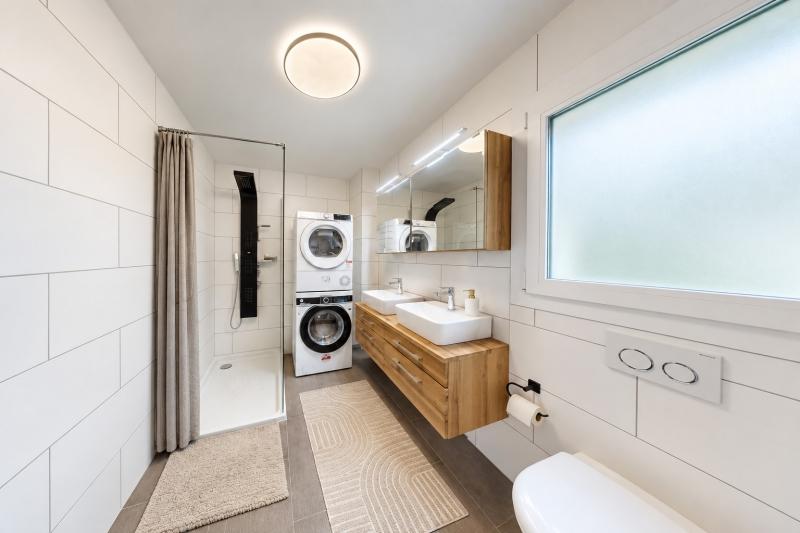 Salle de bains parentale - 4.5 rooms Flat with a garden in Trey