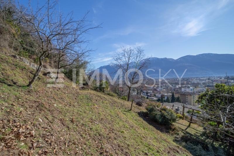 Vista su città e lago - Bauland in Locarno