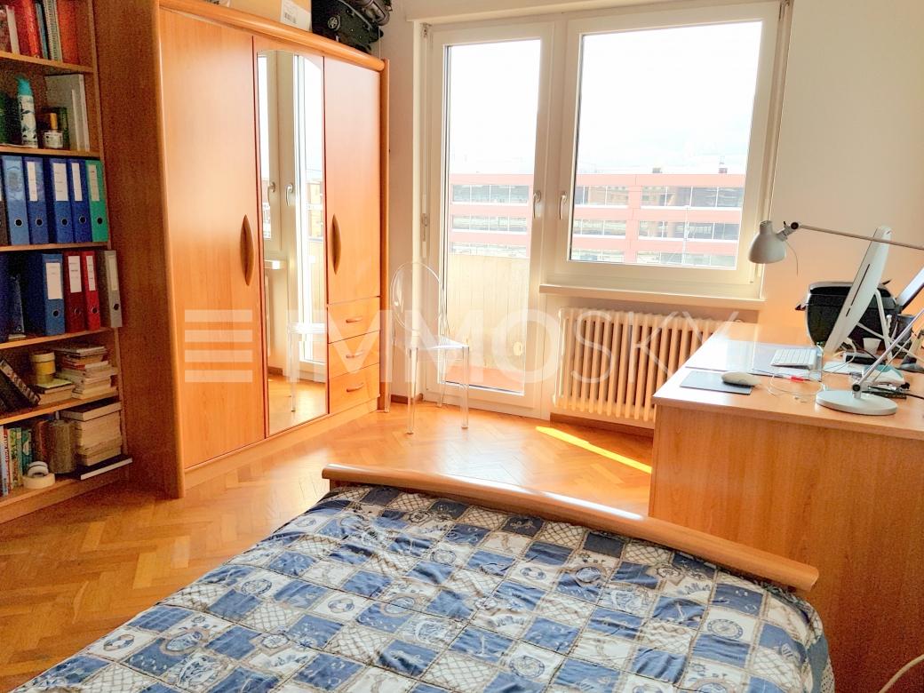 Cameretta con vista USI - 4.5 rooms Flat in Mendrisio