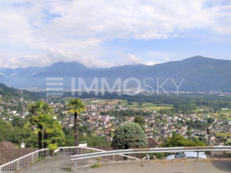 Bella vista panoramica - Terrain à bâtir à Cugnasco