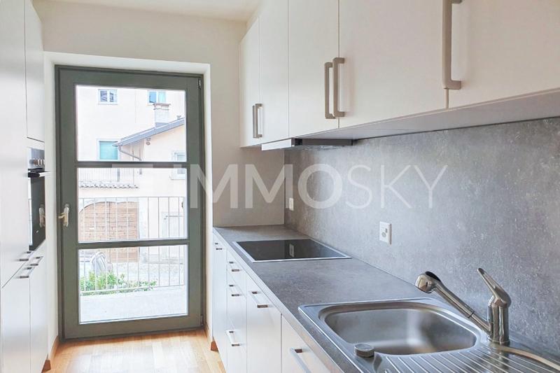 Cucina semi separata - 3.5 Zimmer Etagenwohnung in Stabio