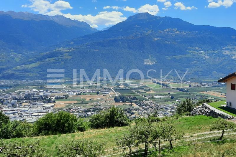 Proche de la zone commerciale de Conthey - Terrain à bâtir à Erde