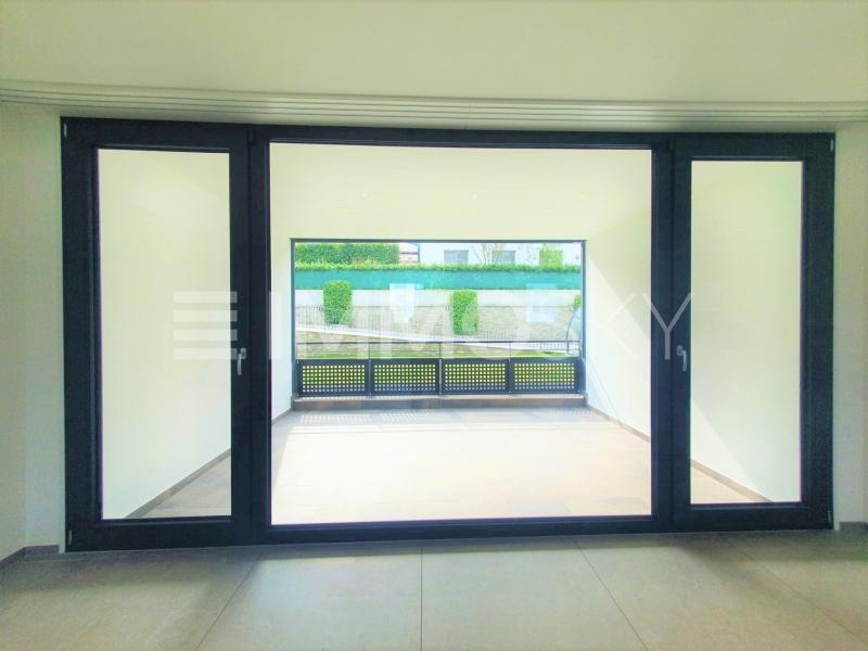 Accesso alla terrazza - Casa plurifamiliare a Arbedo