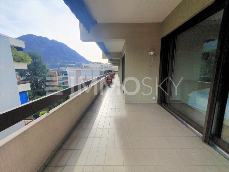 Terrazzo panoramico - 5.5  stanze Appartamento a Lugano