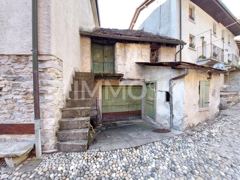Garage ampio - 9.5 stanze Casa unifamiliare a Giornico