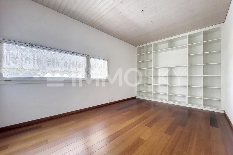 Chambre en suite - 7.5 pièces Villa a Arzier