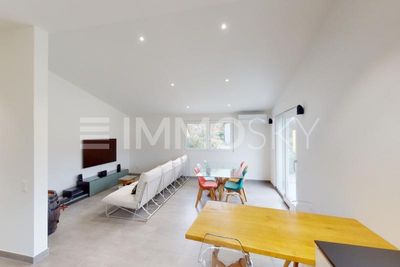 Ampio soggiorno con balcone - 4.5 stanze Appartamento a Breganzona