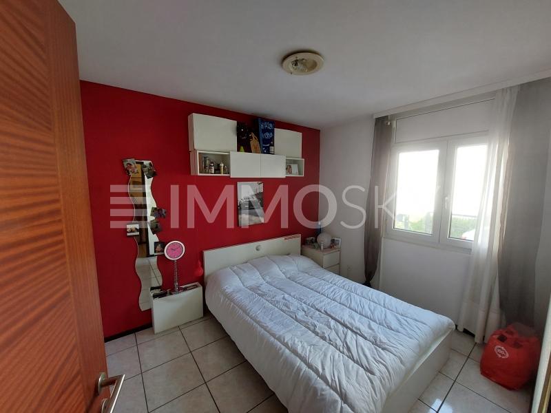 Camera soleggiata - 6.5 stanze Casa unifamiliare a Contone