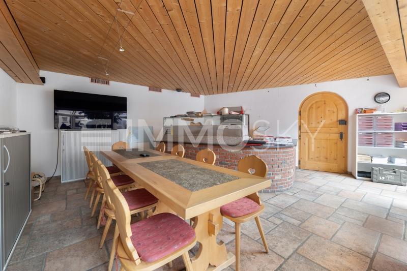 Bereich mit Pizzaofen - Restaurant in Grüsch