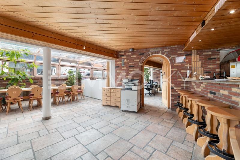 Helle Räumlichkeiten - Restaurant in Grüsch