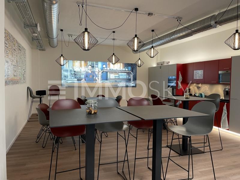 Cafeteria/Küche zur Mitbenützung - 4 Zimmer Büro in Adliswil
