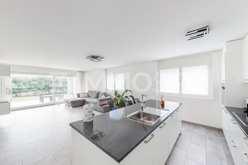 Cucina con isola - 2.5 pièces Appartement a Gordola