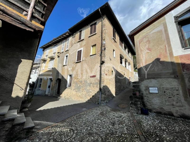 Quartiere di nucleo - 7 Zimmer Haus in Davesco Soragno