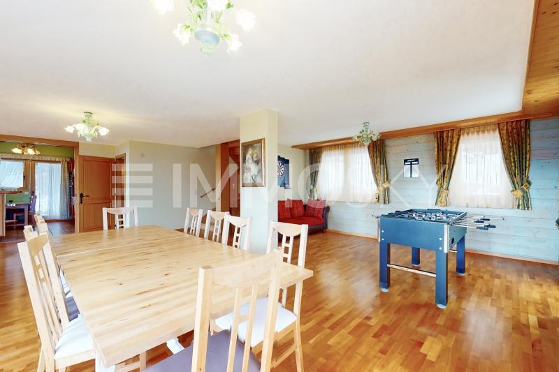 Séjour généreux - 6.5 pièces Chalet a Anzère