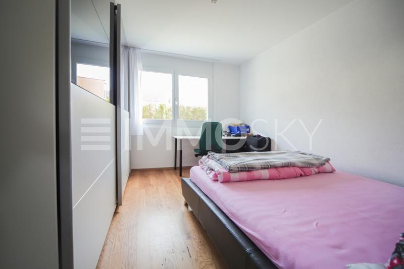 Kinderzimmer mir Parkettboden - 4.5 Zimmer Gartenwohnung in Nebikon