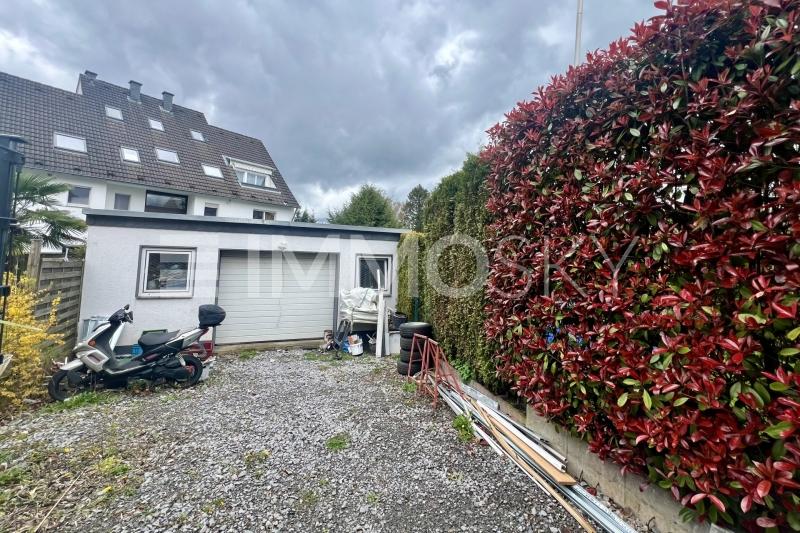 Garage - 