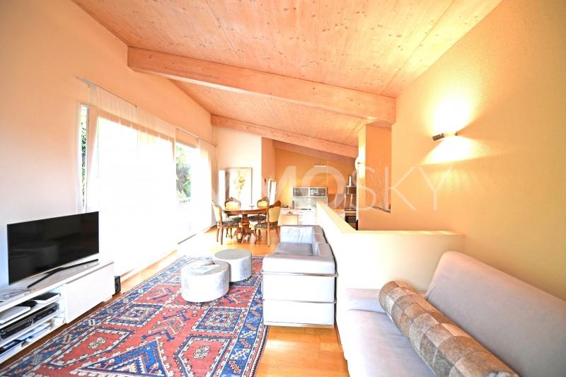 Spaziosa zona giorno - 6.5 stanze Casa a Contone