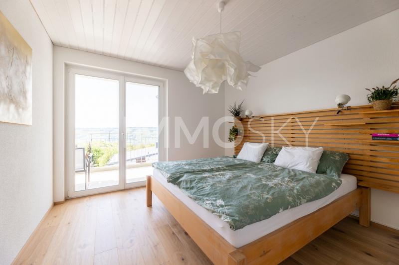Heimeliges Zimmer - 5.5 rooms Semi-detached house in Sulz LU