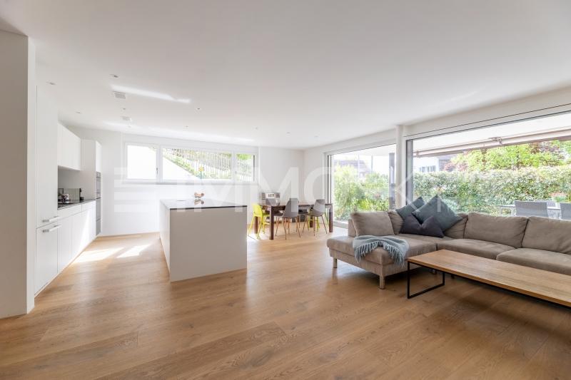 Heller Wohn/Essbereich - 4.5 rooms Flat in Wettingen
