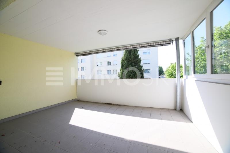 Grosser, überdachter Balkon - 3.5 pièces Appartement a Kreuzlingen