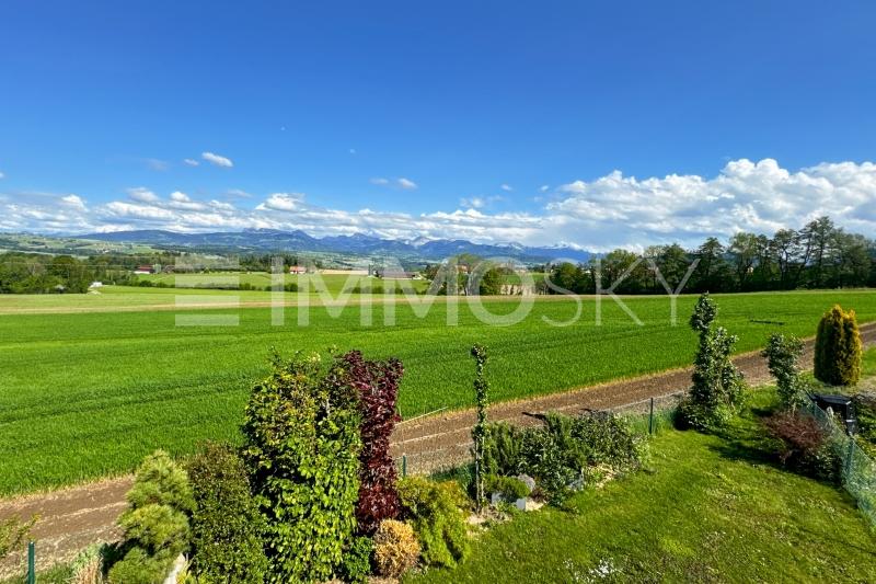 Vue ressourçante depuis le balcon - 4.5 pièces Appartement a Servion