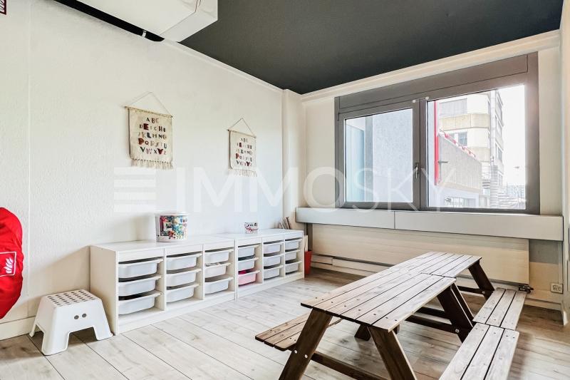 Gewerberäume im Zentrum des Geschehens - 2 Zimmer Büro in Dübendorf