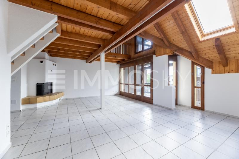 Grosszügiger Wohnbereich - 4.5 pièces Appartement a Lupfig