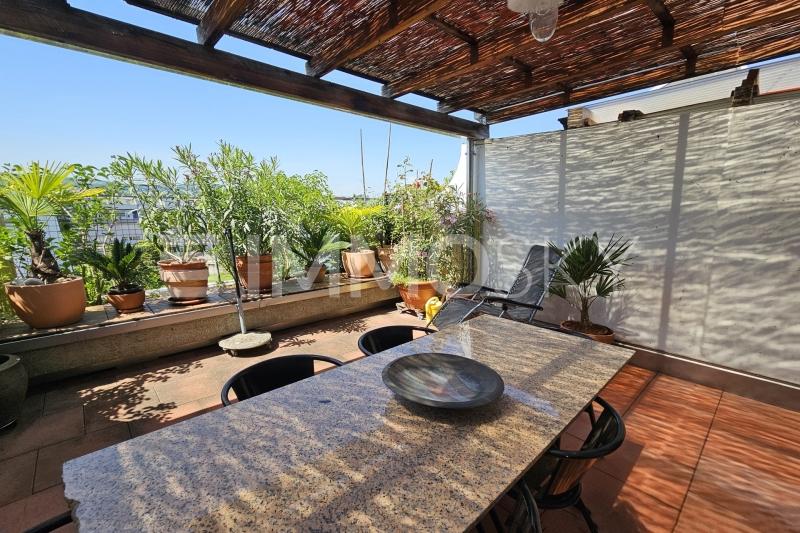 Geborgen geniessen: Deine Auszeit unter dem Terrassendach - 4.5 Zimmer Attikawohnung in Wangen b. Dübendorf