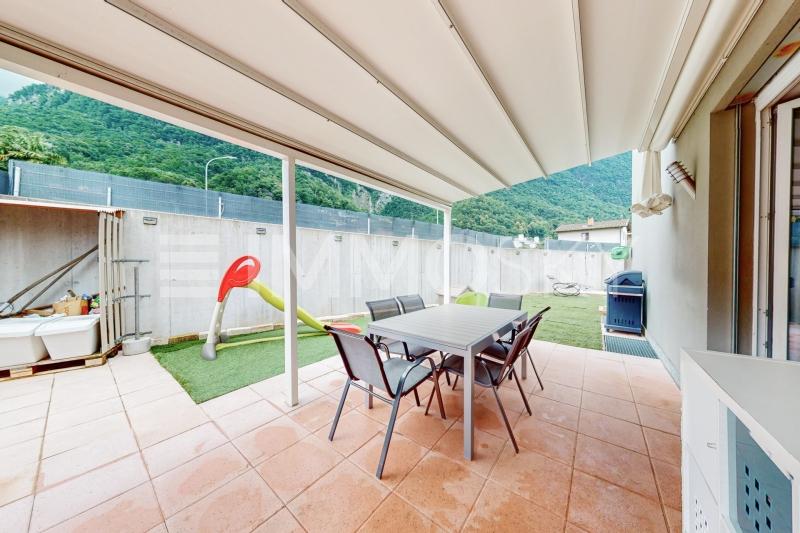 Terrazza coperta da tenda elettrica - 5.5 stanze Casa a Melano