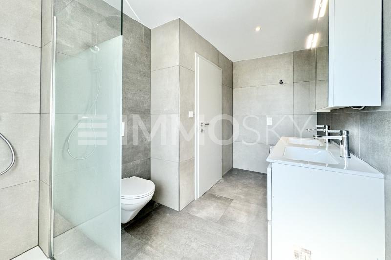 Salle d eau avec double vasque - 3.5 pièces Appartement en rez-de-chaussée a Delémont