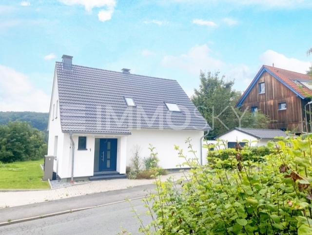 Strassenfront - 