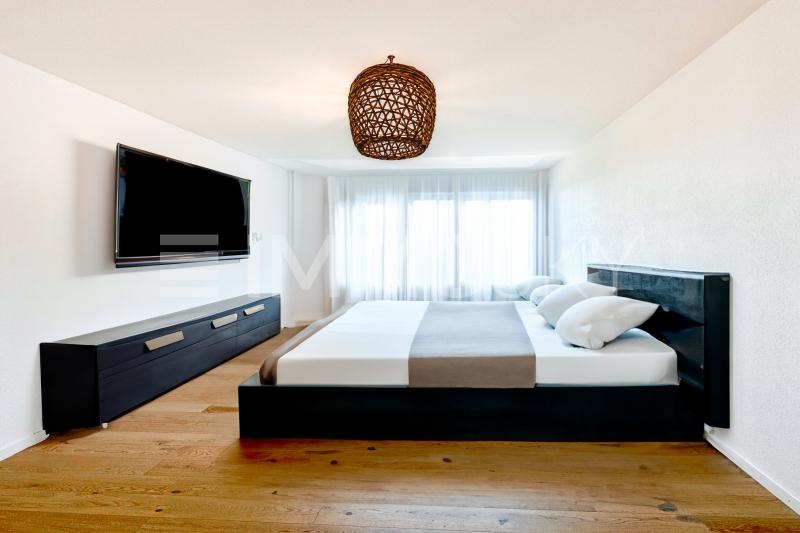 Spacieuse chambre à coucher - 6.5 pièces Maison mitoyenne a Vallamand