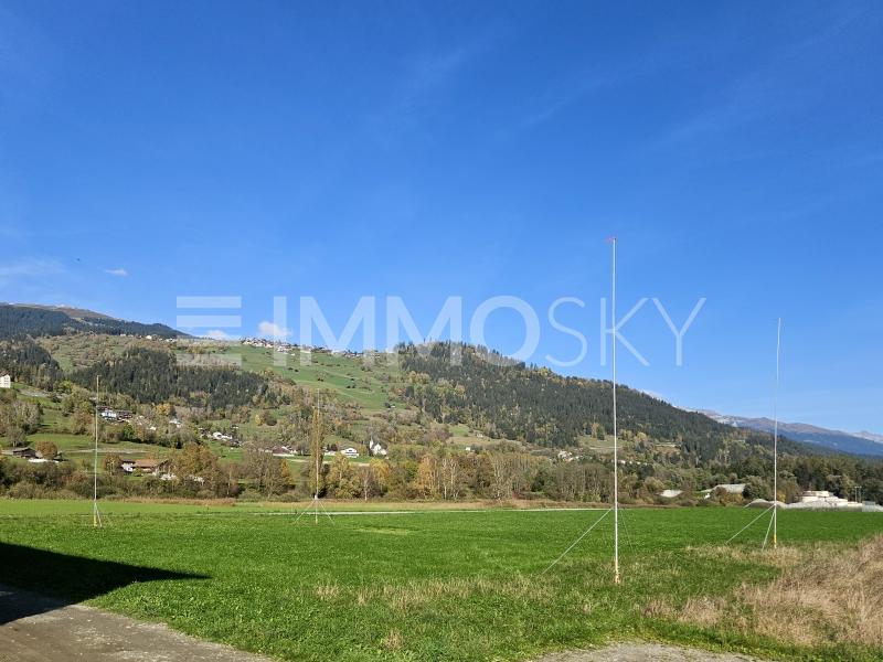 Blick nach Norden/Richtung Falera - 5 Zimmer Studio in Schluein