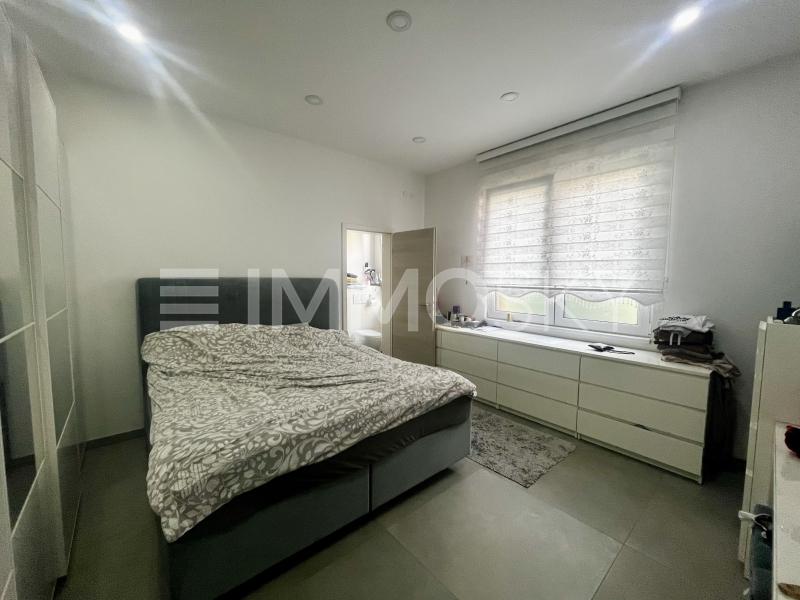 Schlafzimmer mit Bad - 