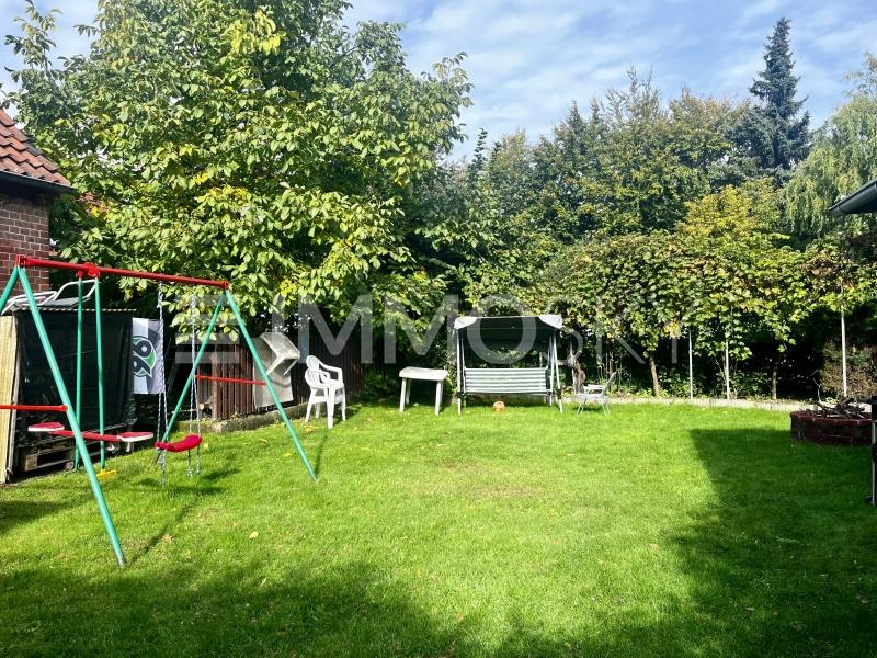 Sonniger Garten - 