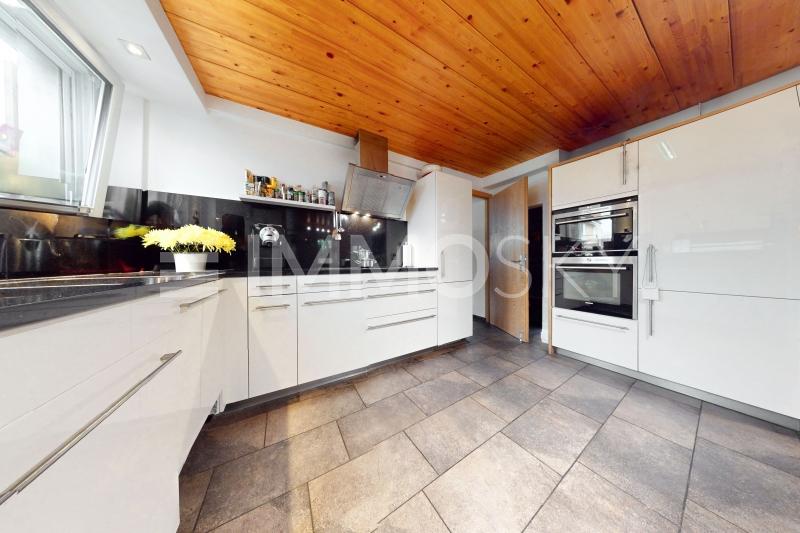 ImmoSky_Maison_Vesa Jusufi - 6.5 Zimmer Reiheneckhaus in Valeyres sous Ursins
