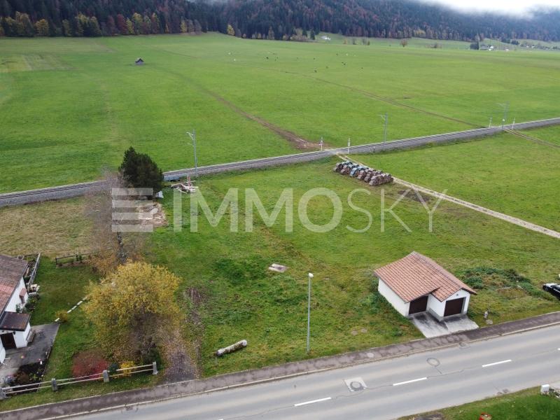 Vue garantie  - 5.5 pièces Maison individuelle a La Sagne NE