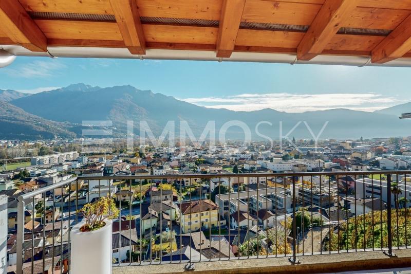 Dominando dall'alto - 5.5 stanze Casa a Monte Carasso