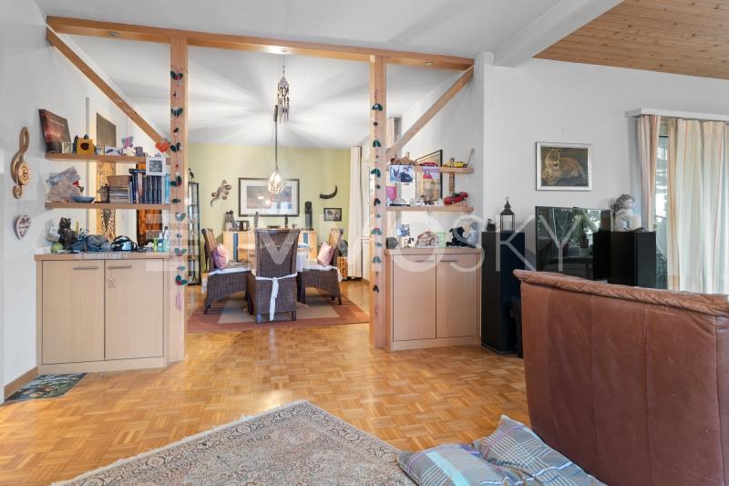 Wohn-/Essbereich mit Charme - 4.5 stanze Casa unifamiliare a Schlatt TG
