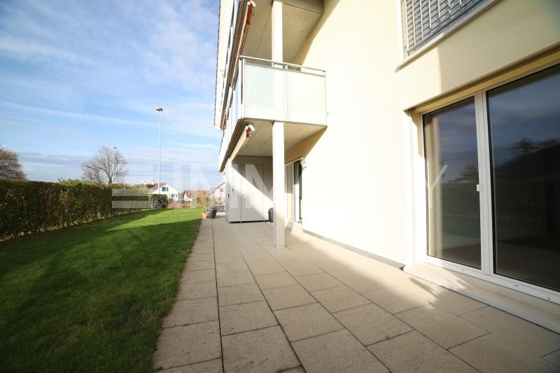 Sonniger Sitzplatz mit Garten - 2.5 pièces Appartement en rez-de-chaussée a Unterstammheim