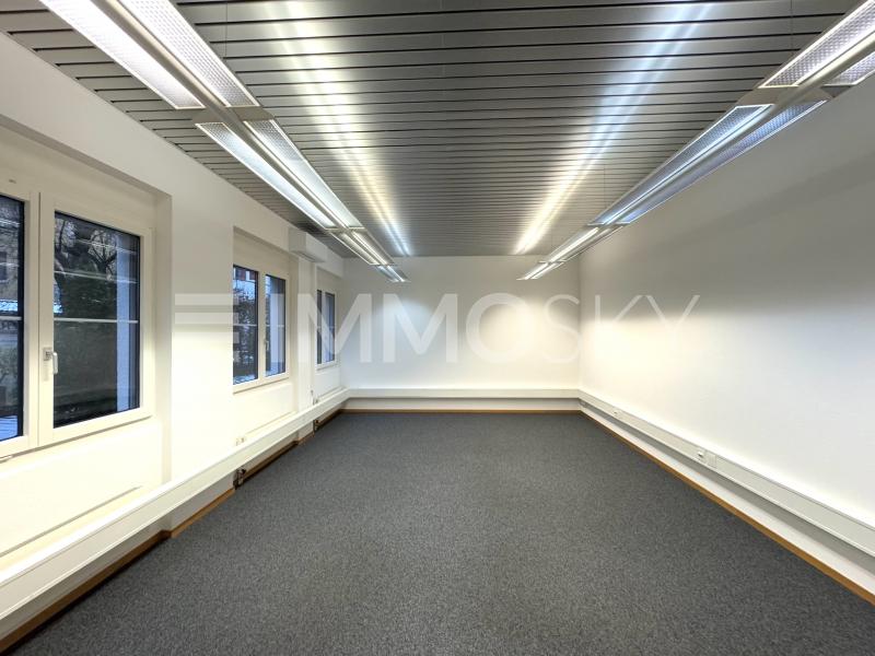 Konferenz- oder Schulungsraum - 7.5 pièces Bureau a Flawil