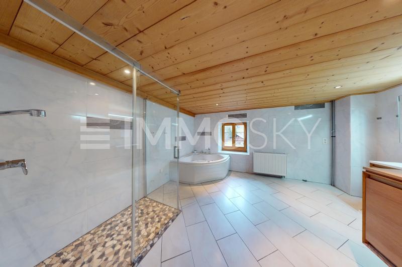 Salle de bains et douche rénovées - 7.5 pièces Chalet a Rossinière