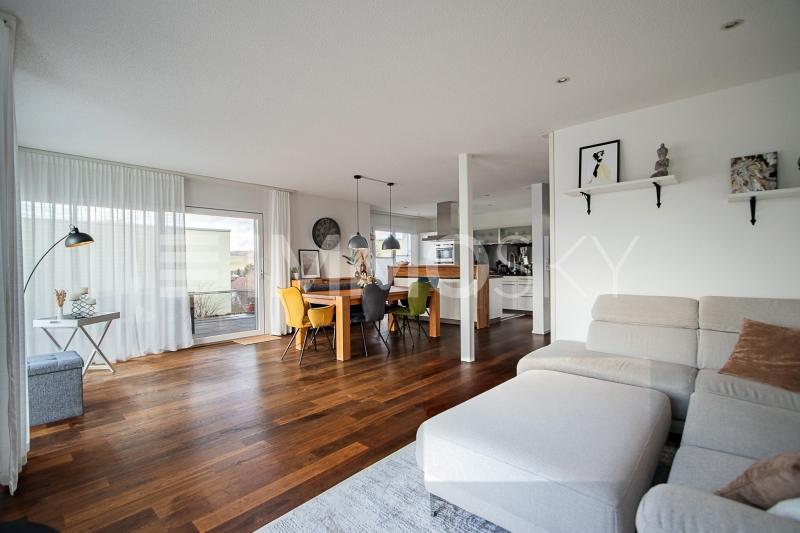 Sonnenverwöhnte Relaxzone - 4.5 Zimmer Einfamilienhaus in Sarmenstorf
