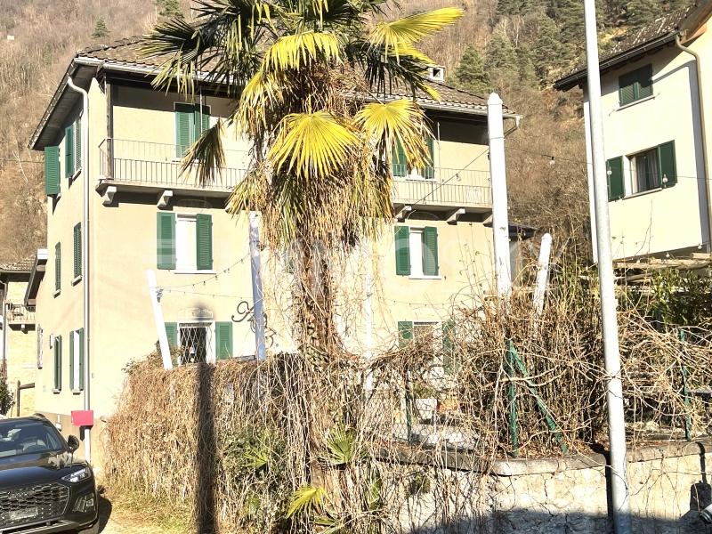 Massima esposizione solare - 7.5 stanze Ristorante a Claro
