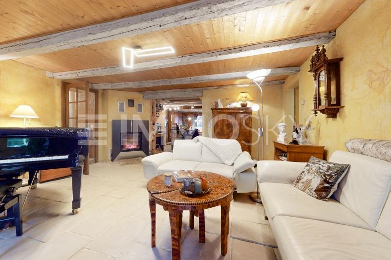 Séjour splendide  - 9 pièces Maison individuelle a Curtilles