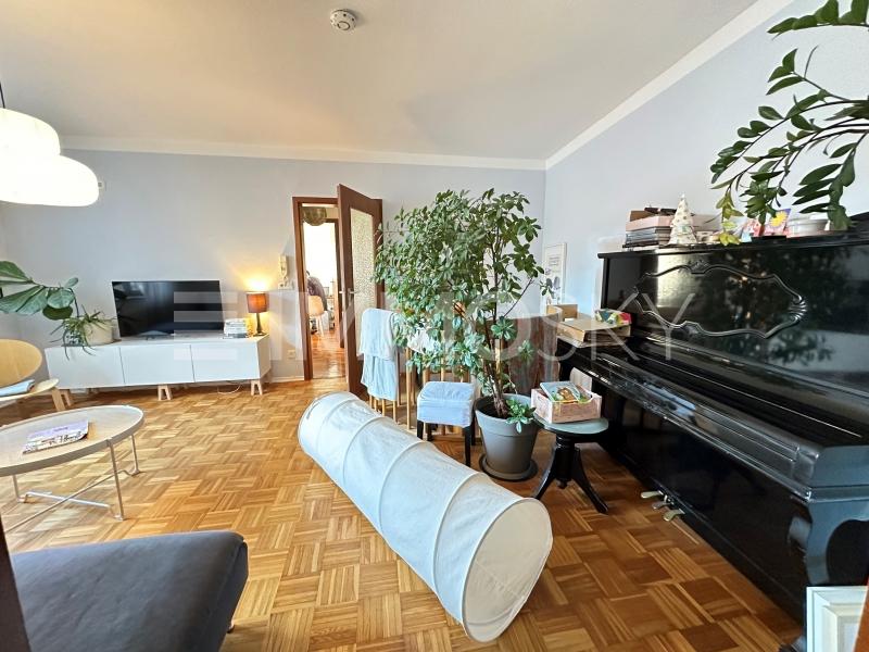 Großes Wohnzimmer - 