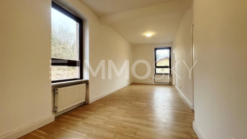 Schlafzimmer OG Hauptgebäude - 