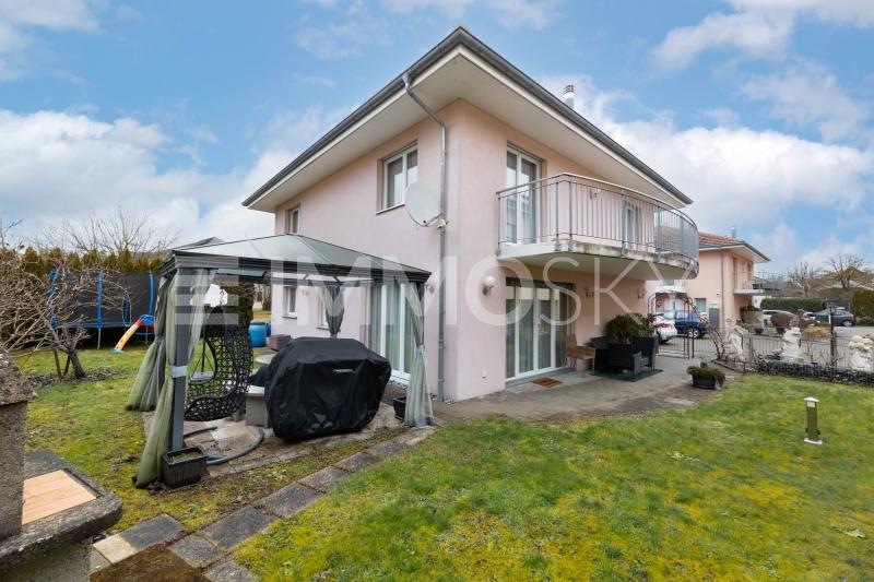 Aussenansicht  - 6.5 Zimmer Haus in Müllheim Dorf